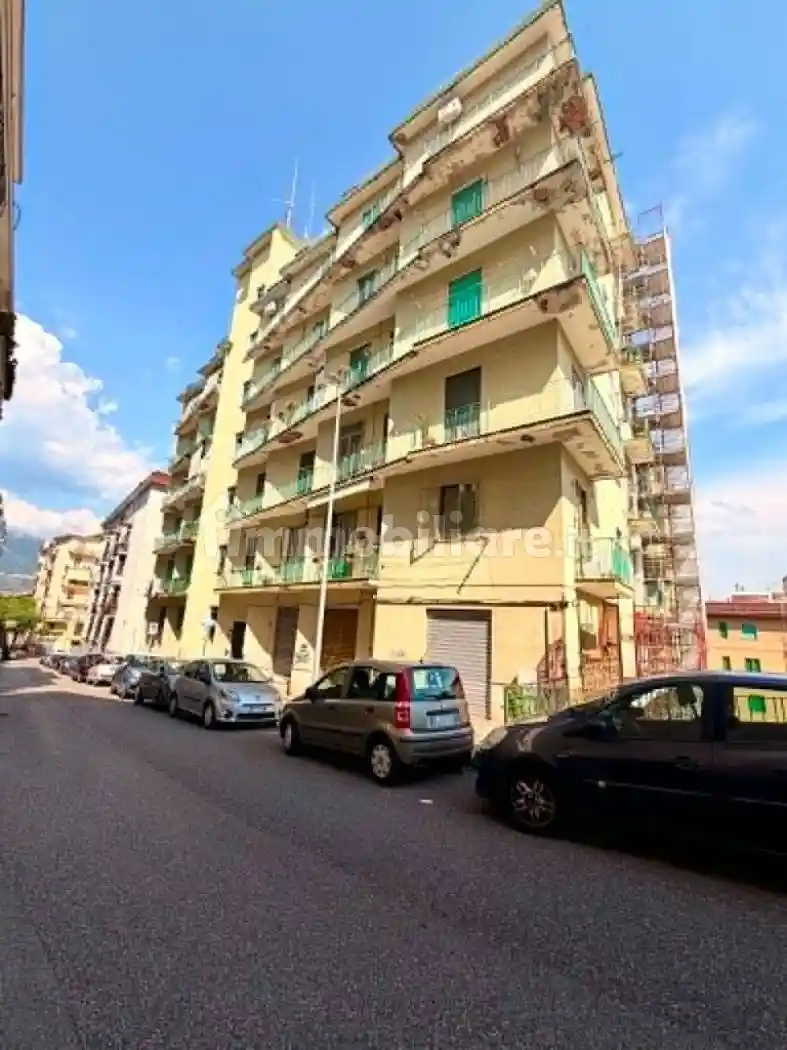 Appartamento in vendita a Salerno