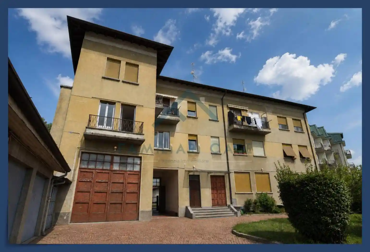 Appartamento in vendita a Gazzada Schianno