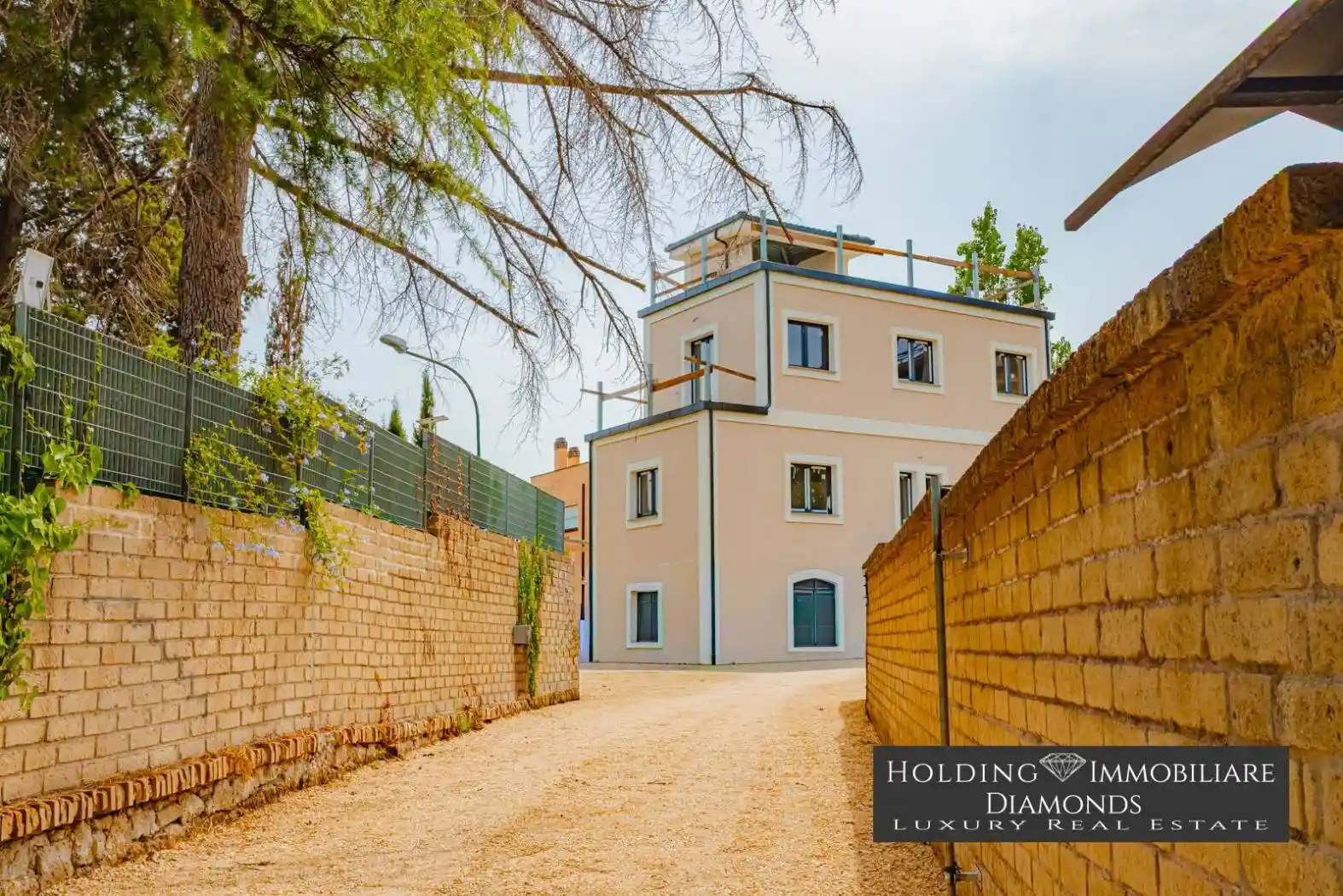 Casa indipendente in vendita a Roma