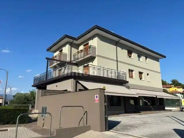 Appartamento in vendita a Cassina Rizzardi