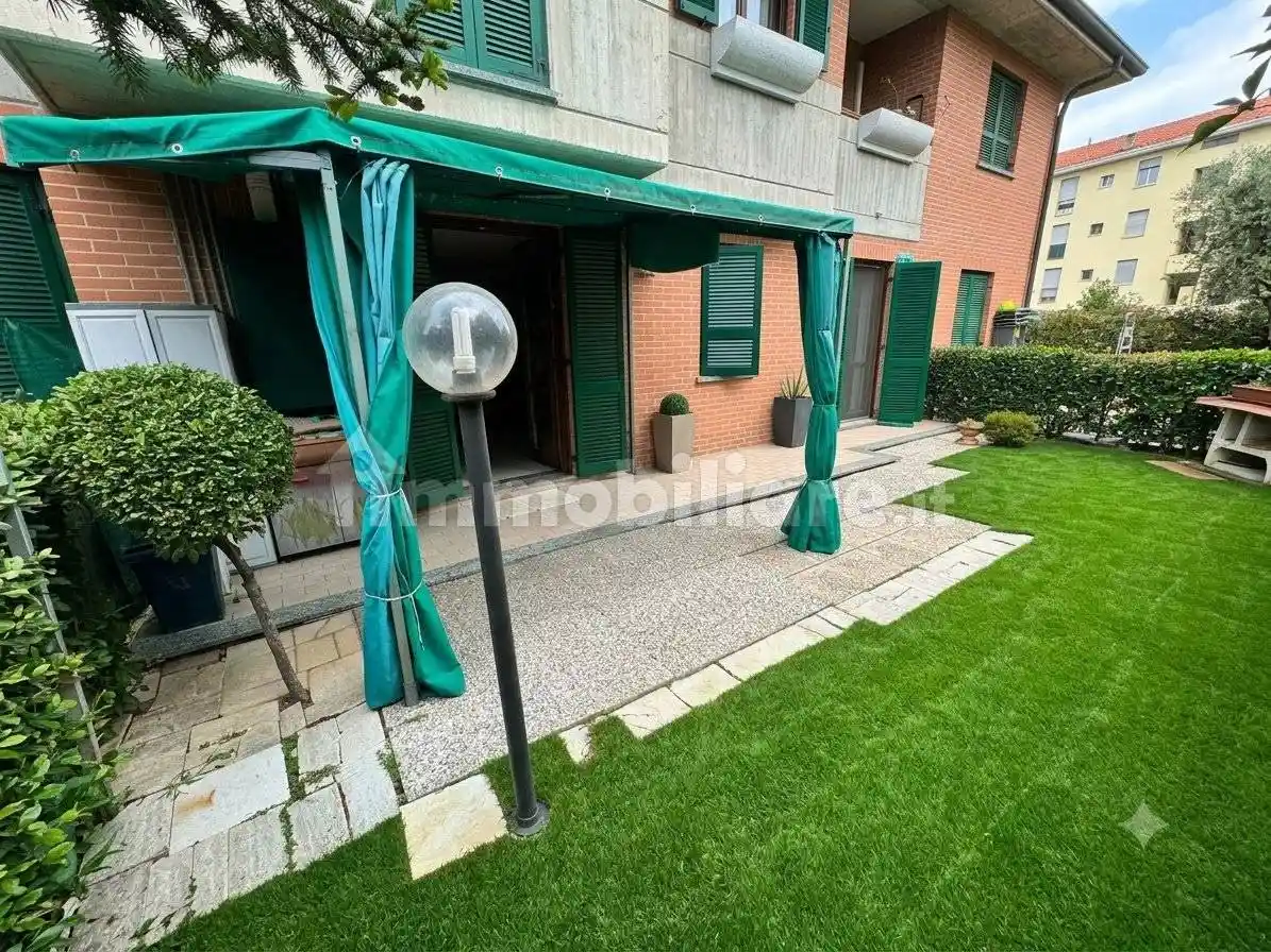 Appartamento in vendita a Garbagnate Milanese