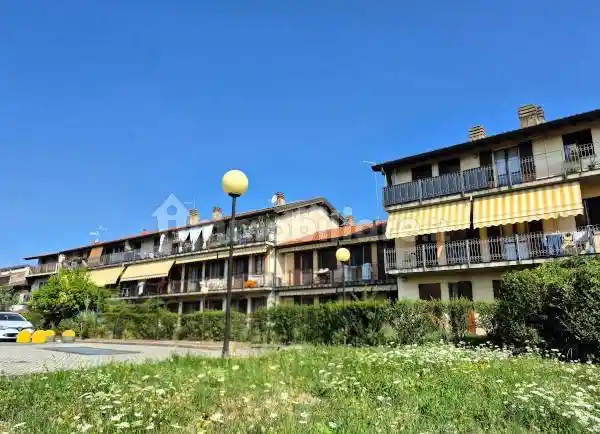 Appartamento in vendita a Bonate Sotto