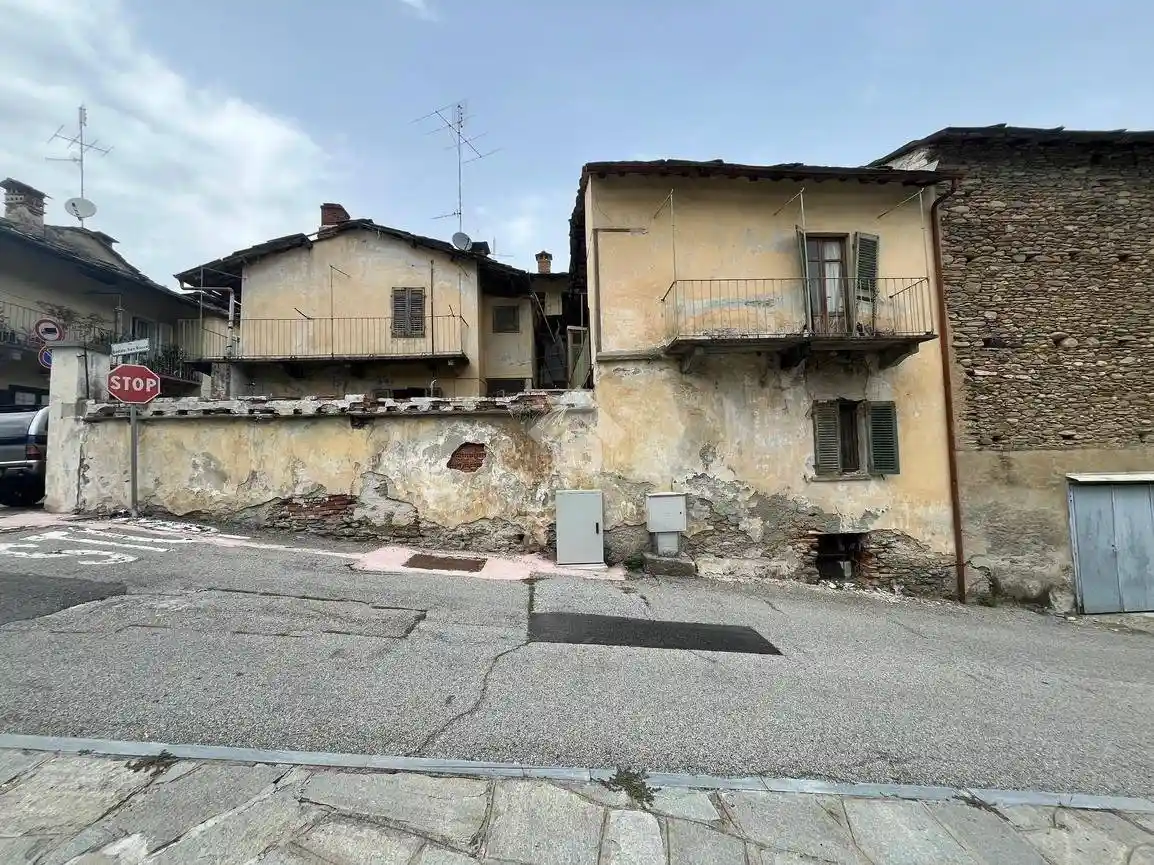 Rustico - Casale in vendita a Barge