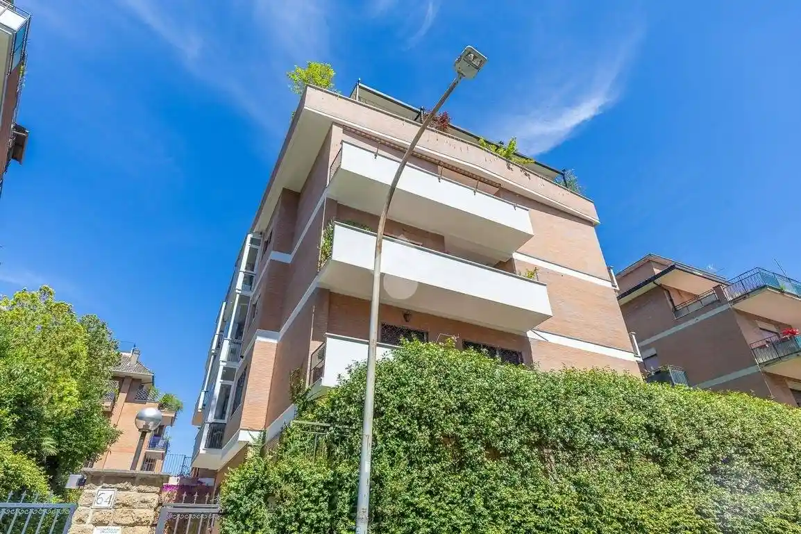 Appartamento in vendita a Roma
