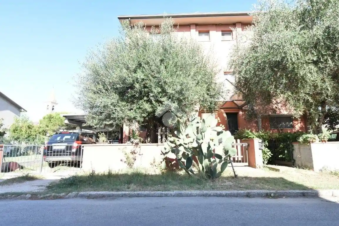 Villa in vendita a Savignano sul Rubicone