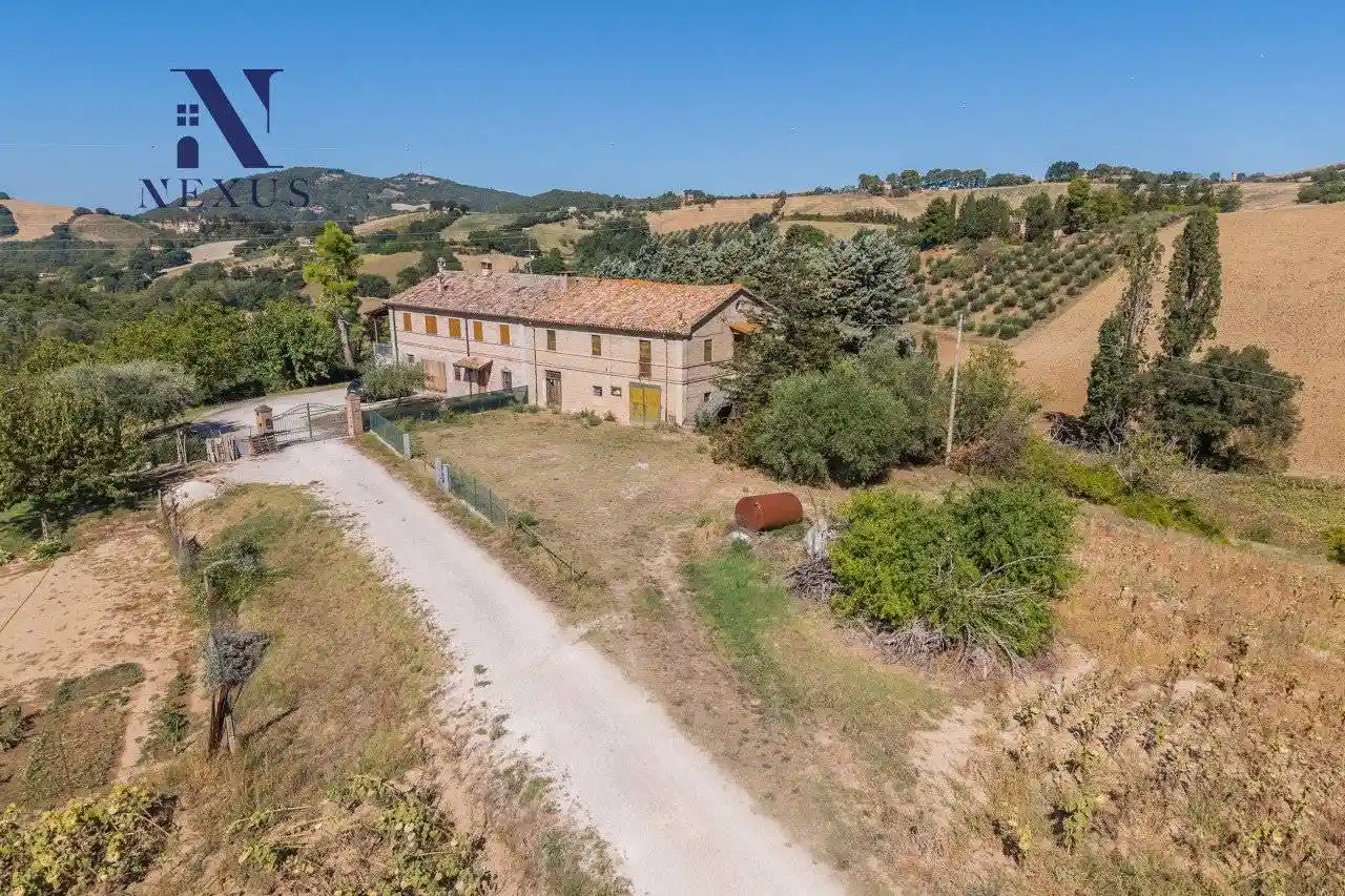 Rustico - Casale in vendita a Colli al Metauro
