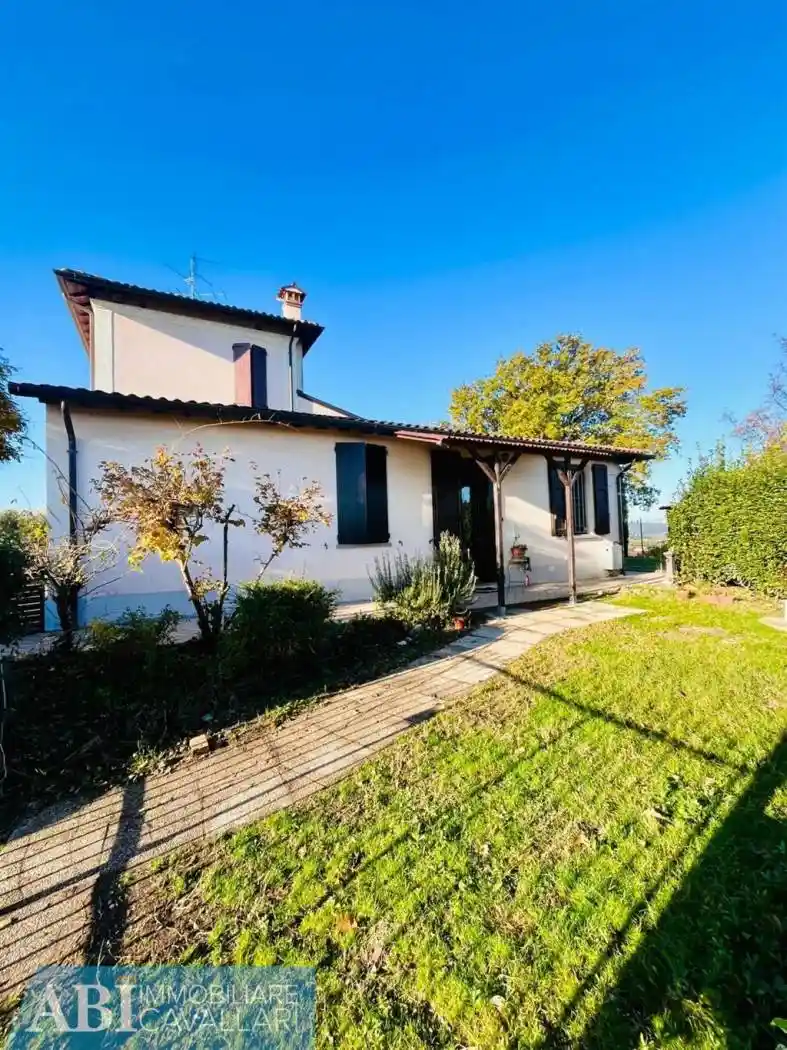 Villa in vendita a Faenza