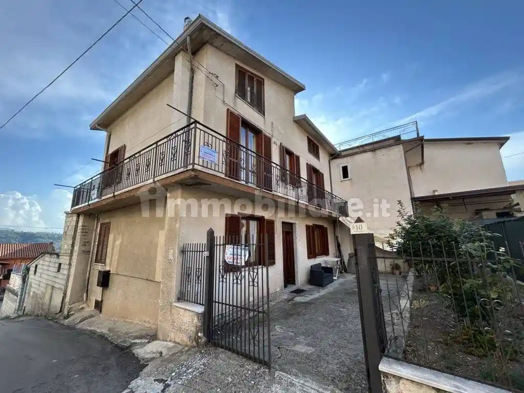 Villetta a schiera in vendita a Taurasi