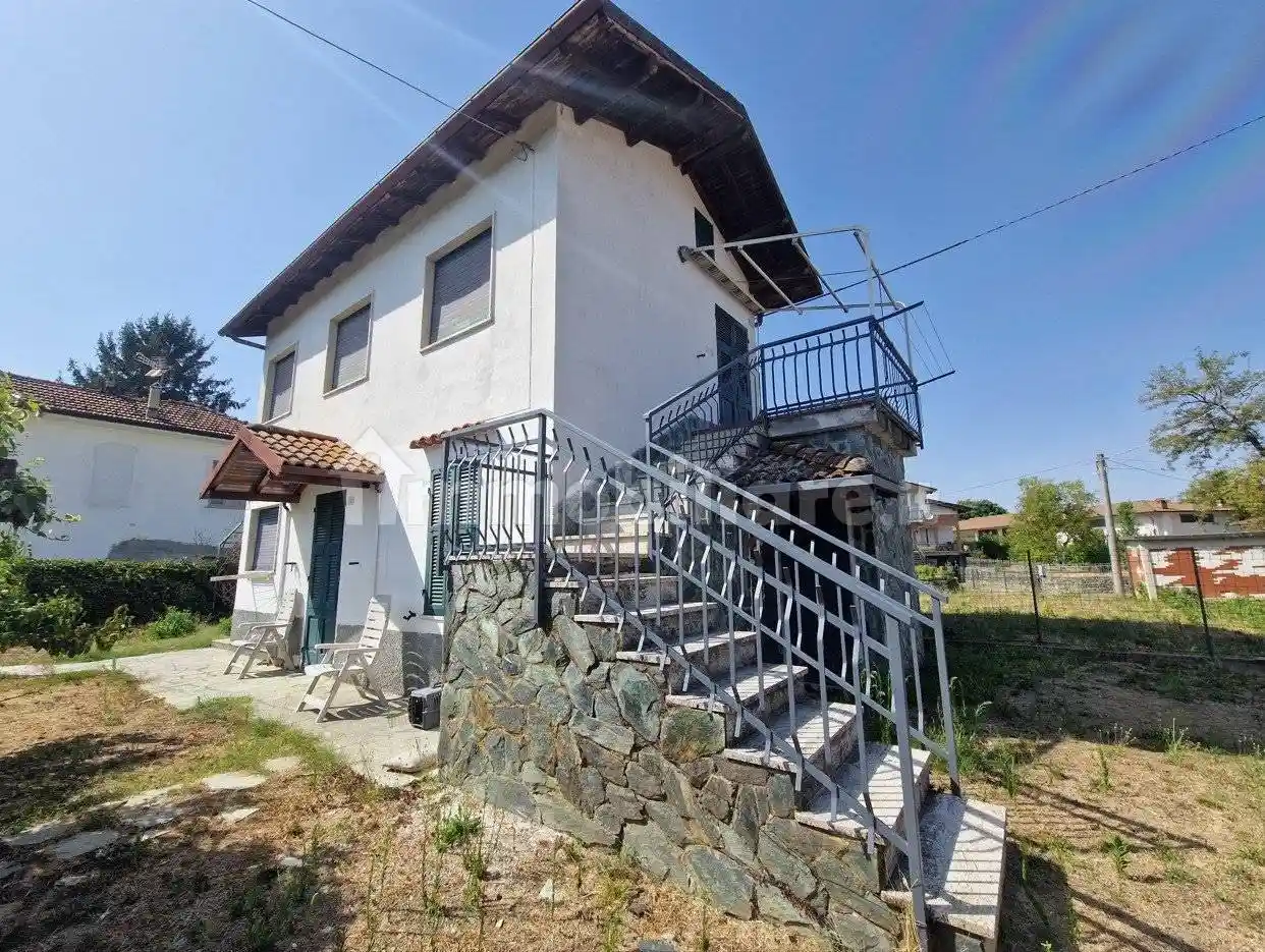 Villa in vendita a Castelletto d'Orba