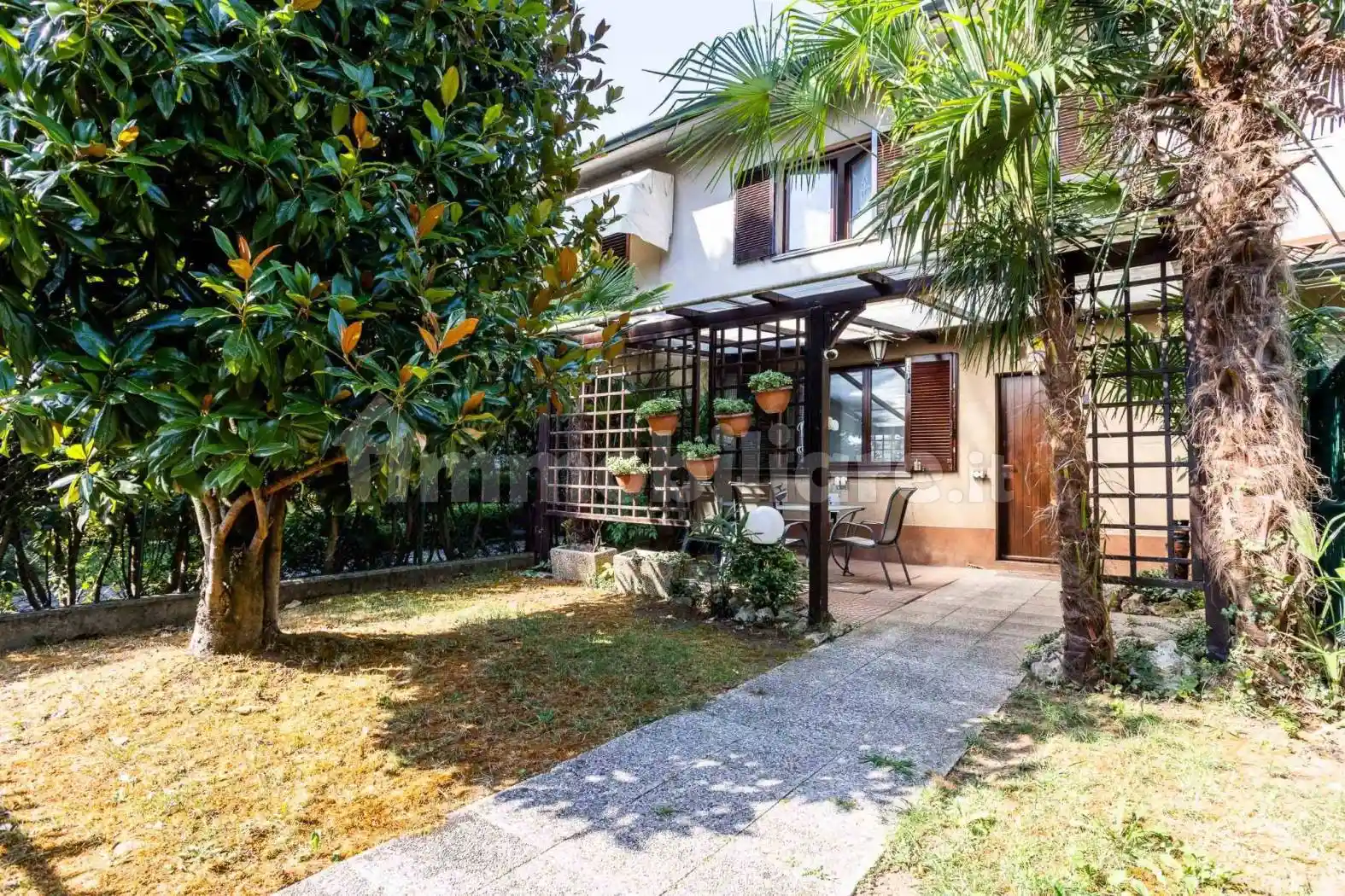 Villetta a schiera in vendita a Biassono