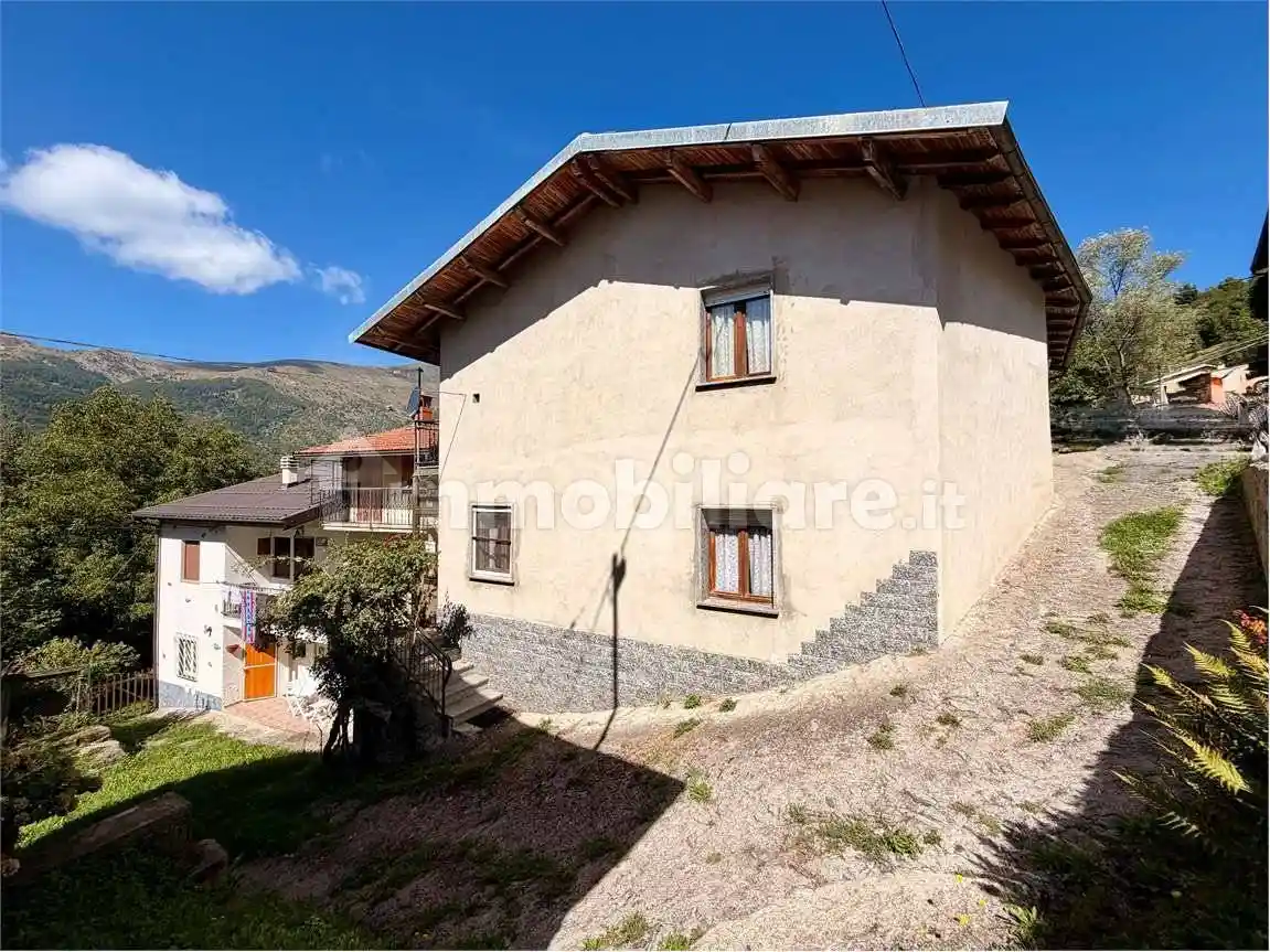 Casa indipendente in vendita a Ormea