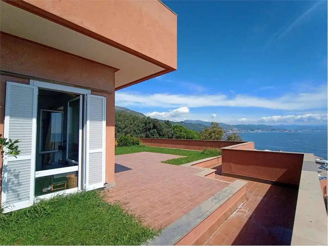 Appartamento in affitto a Arenzano
