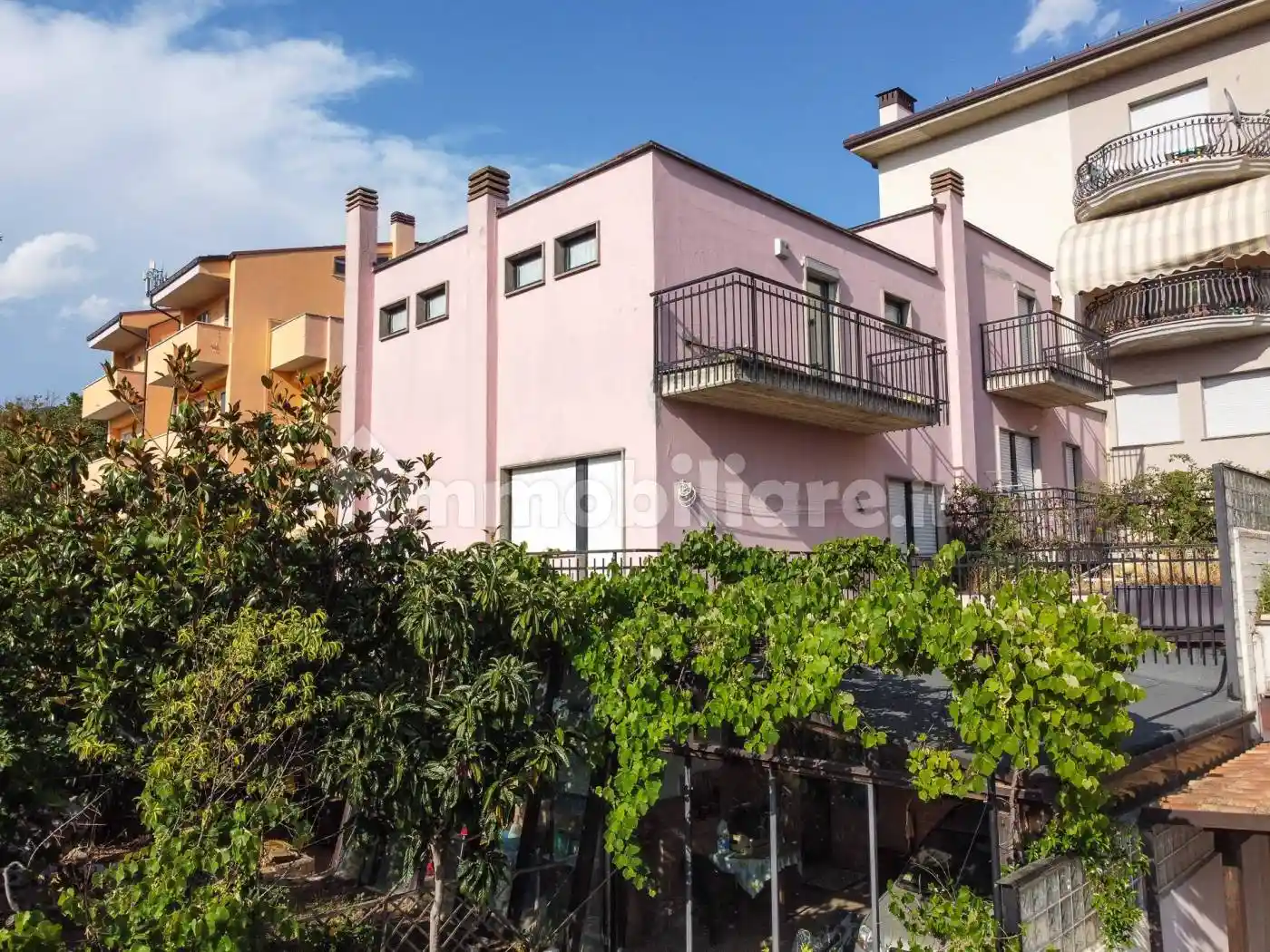 Casa indipendente in vendita a L'Aquila