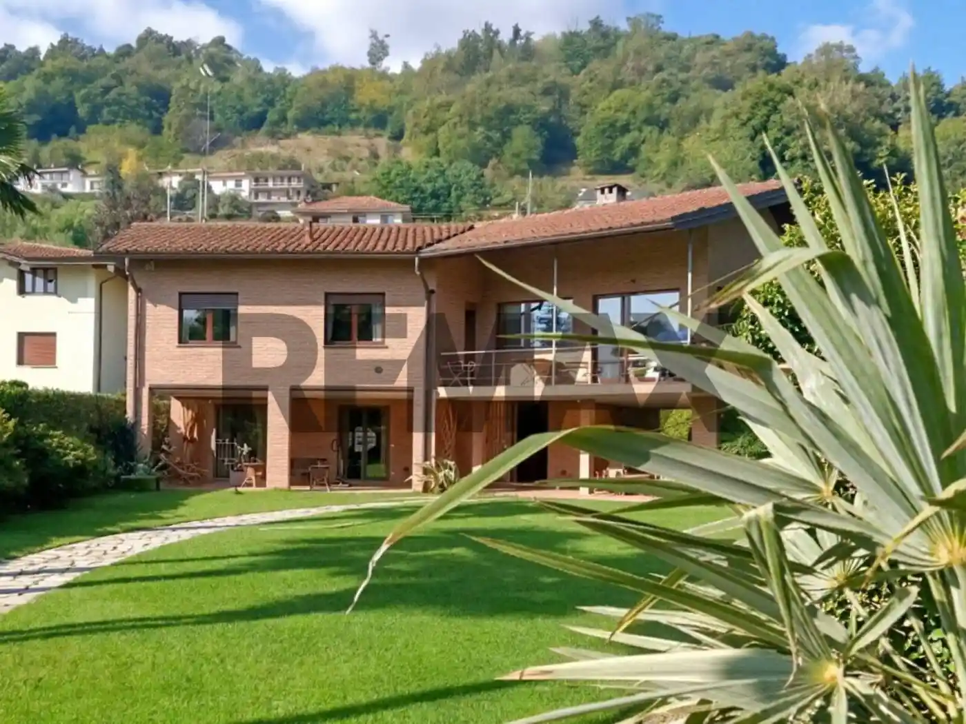 Villa in vendita a Meina