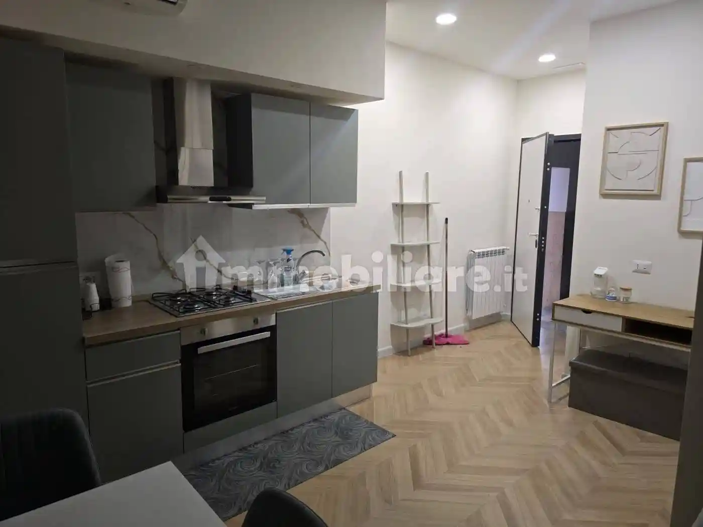 Appartamento in affitto a Napoli