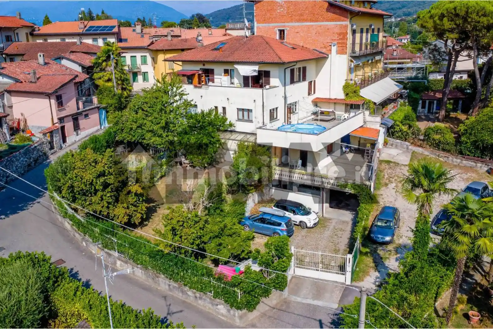 Appartamento in vendita a Castelveccana