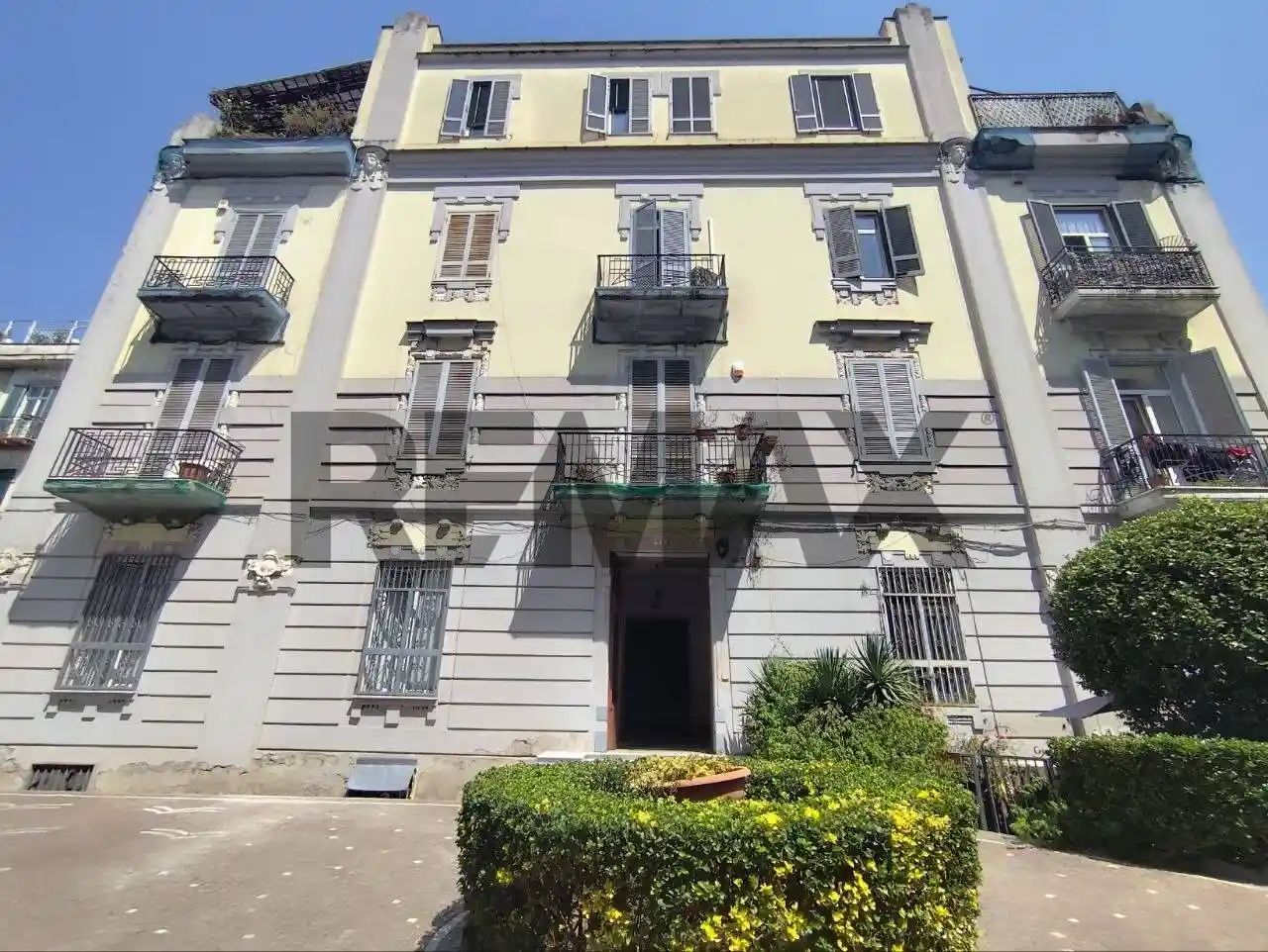 Appartamento in vendita a Napoli