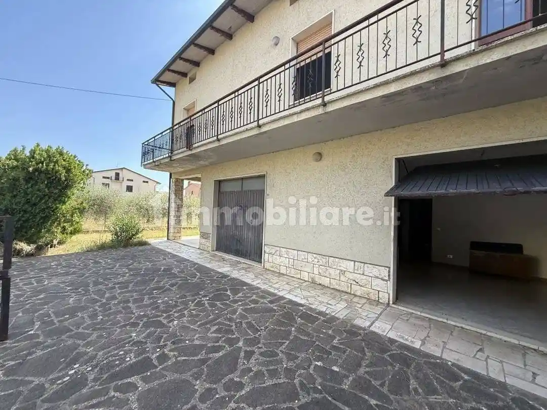 Villa in vendita a Castiglione del Lago