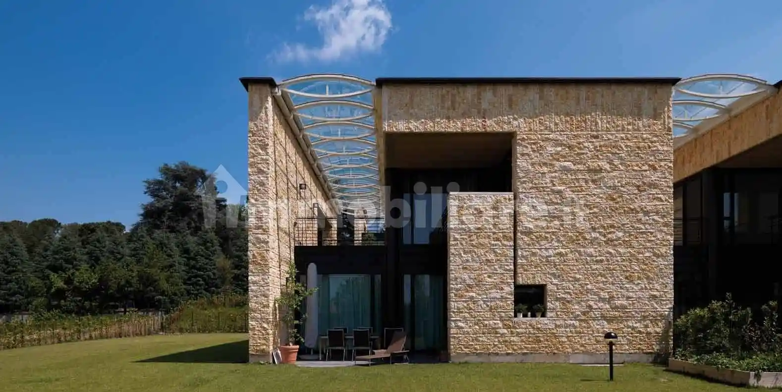 Villa in affitto a Merate