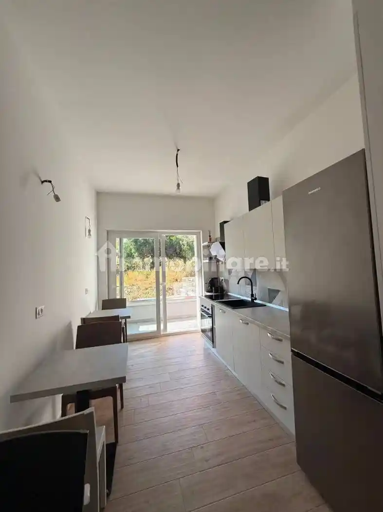 Appartamento in affitto a Stalettì