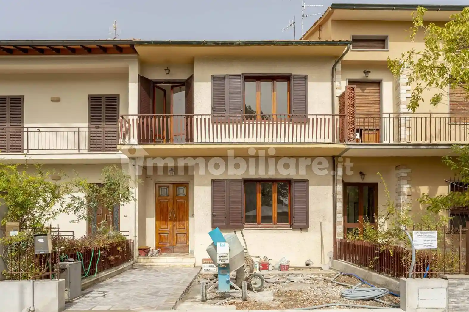 Casa indipendente in vendita a Campi Bisenzio