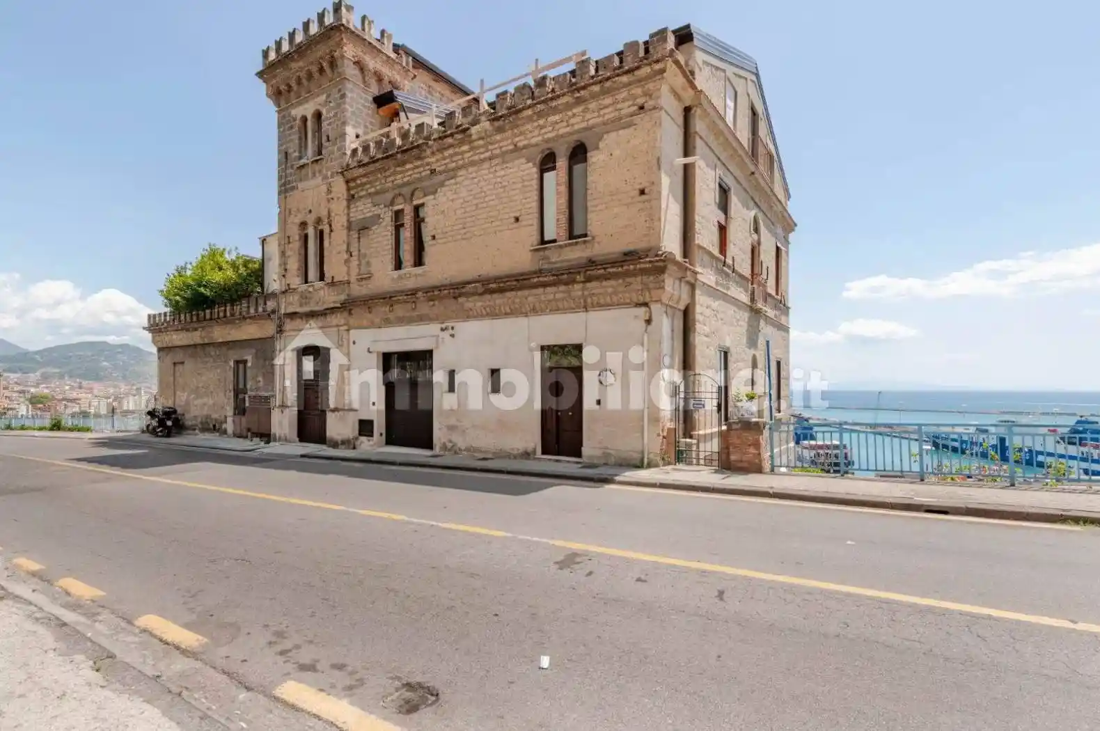Appartamento in affitto a Salerno