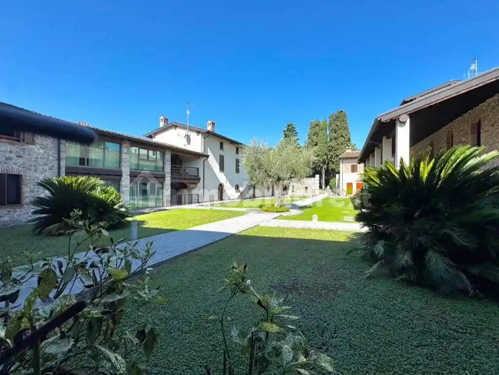 Appartamento in vendita a Salò