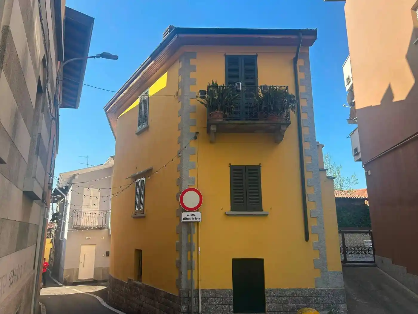 Casa indipendente in vendita a Casorate Sempione