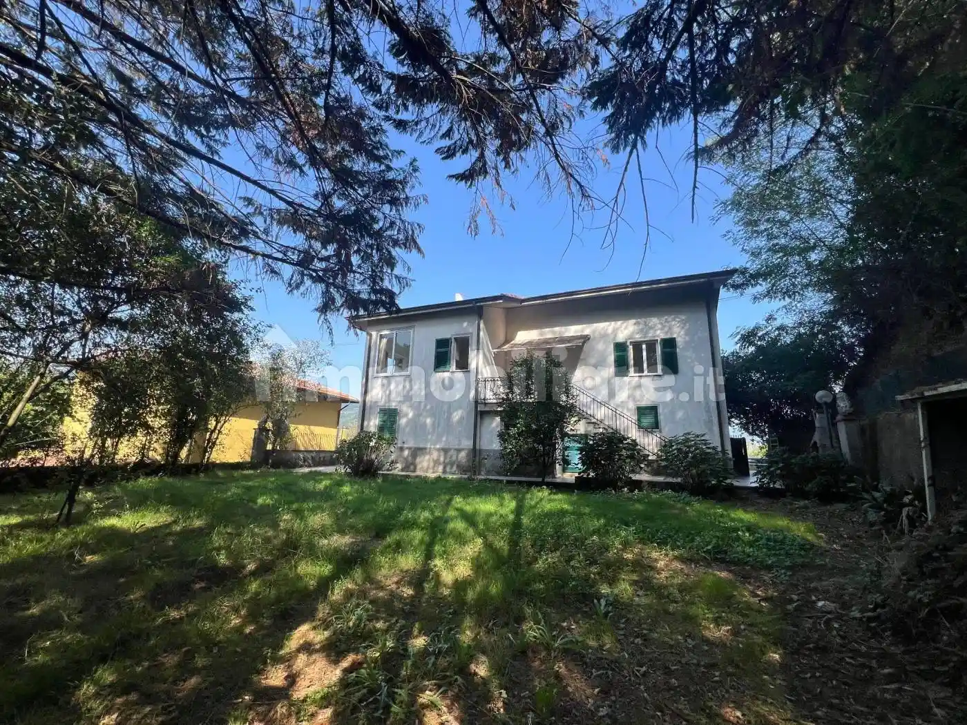 Villa in vendita a Follo