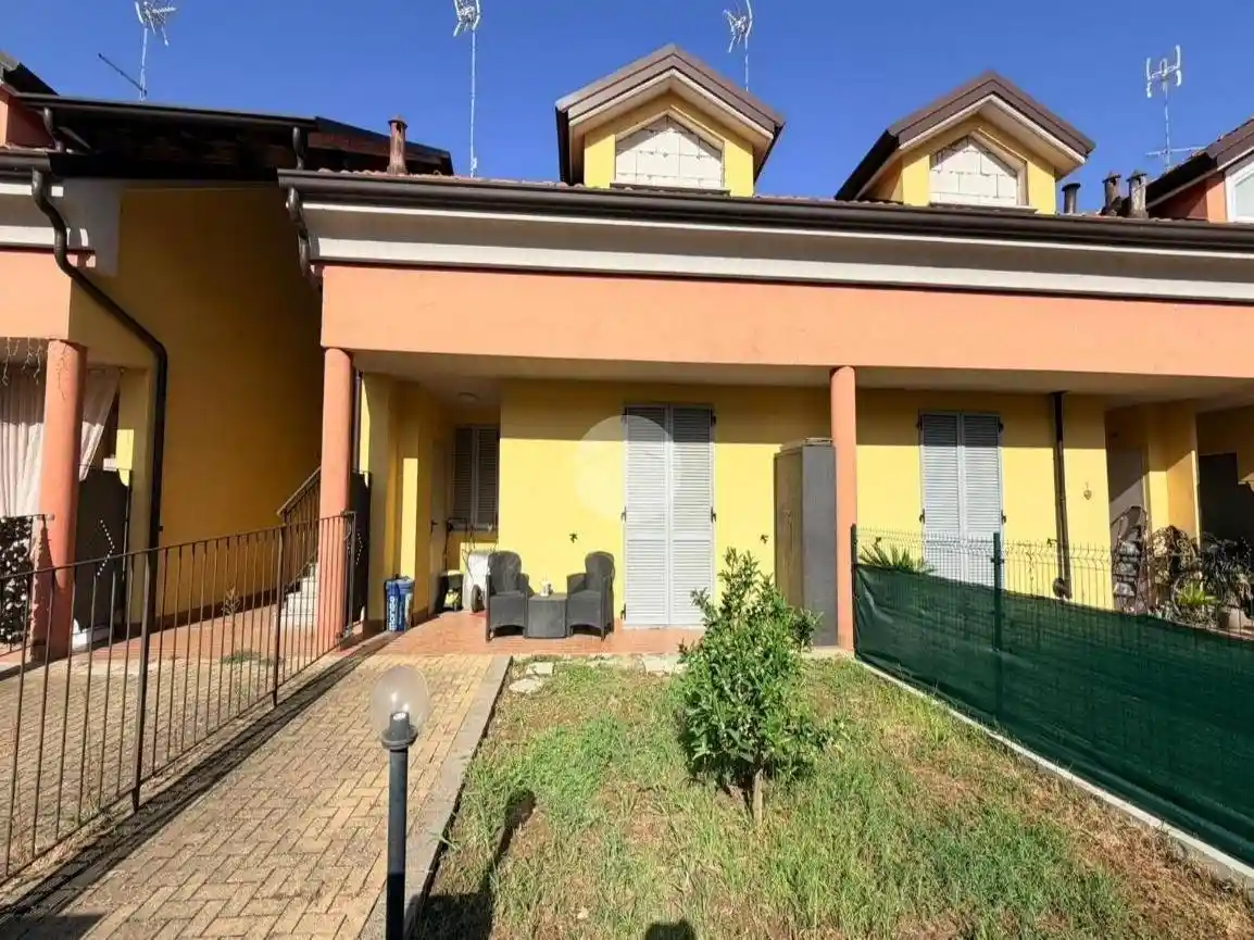 Villetta a schiera in vendita a Voghera