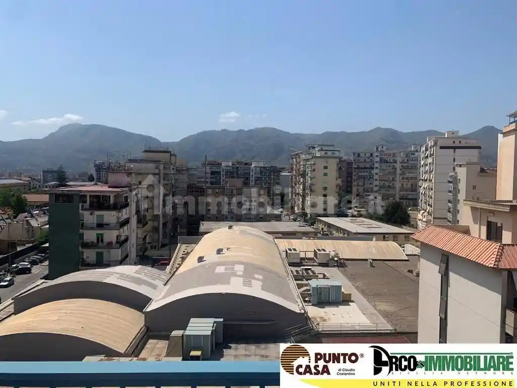 Appartamento in vendita a Palermo