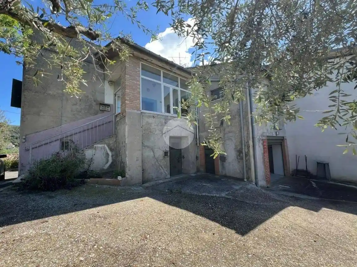 Appartamento in vendita a Calvi dell'Umbria