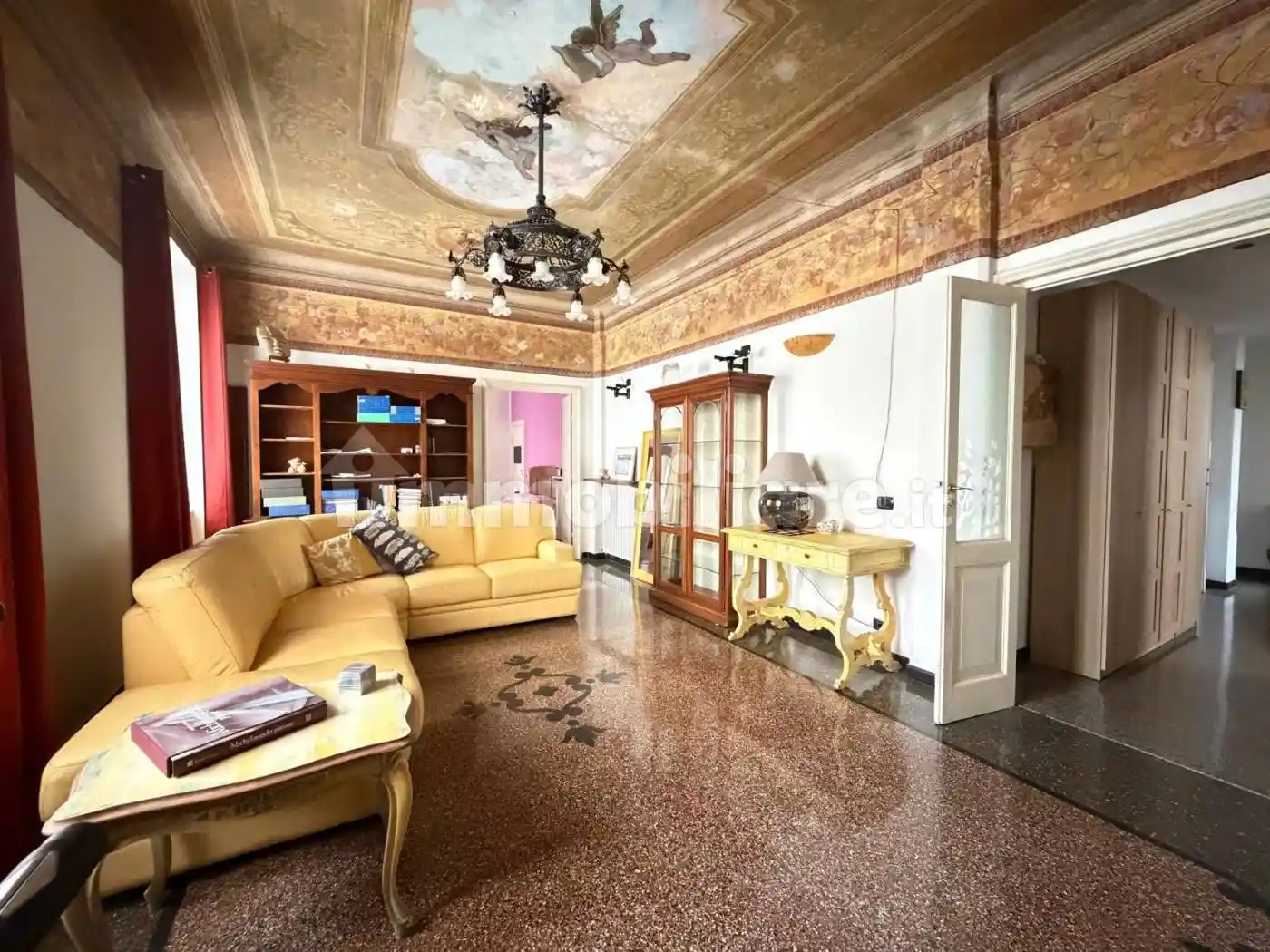 Appartamento in vendita a Genova
