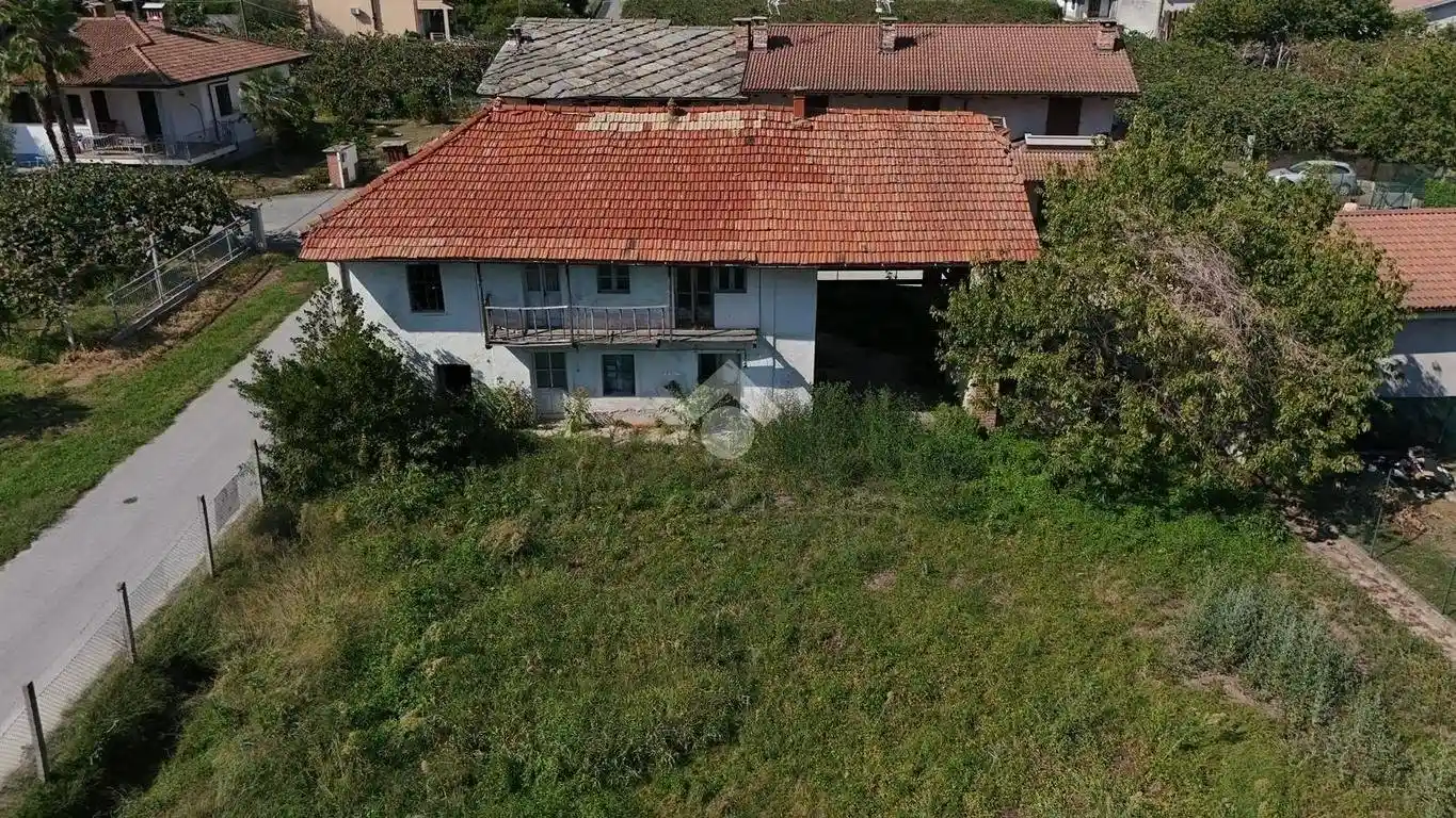 Rustico - Casale in vendita a Barge