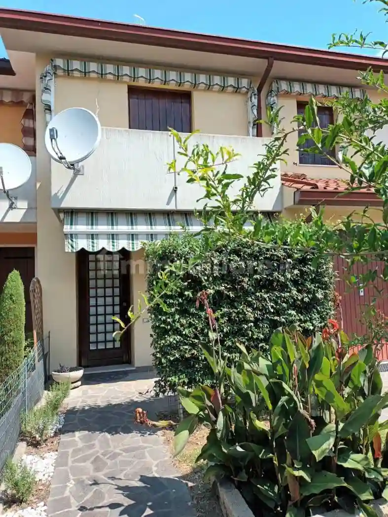 Villetta a schiera - foto 2