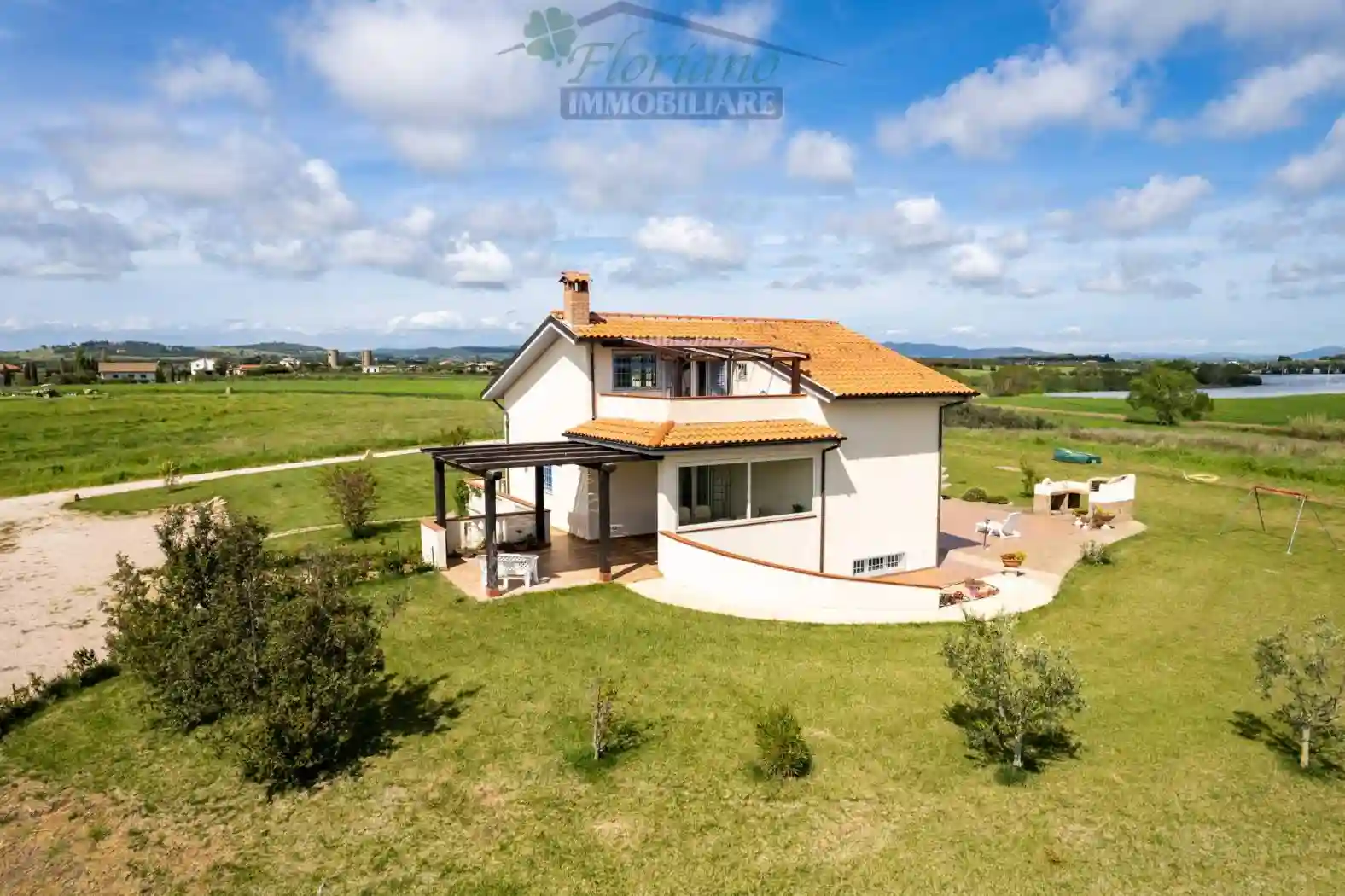 Villa - foto 2