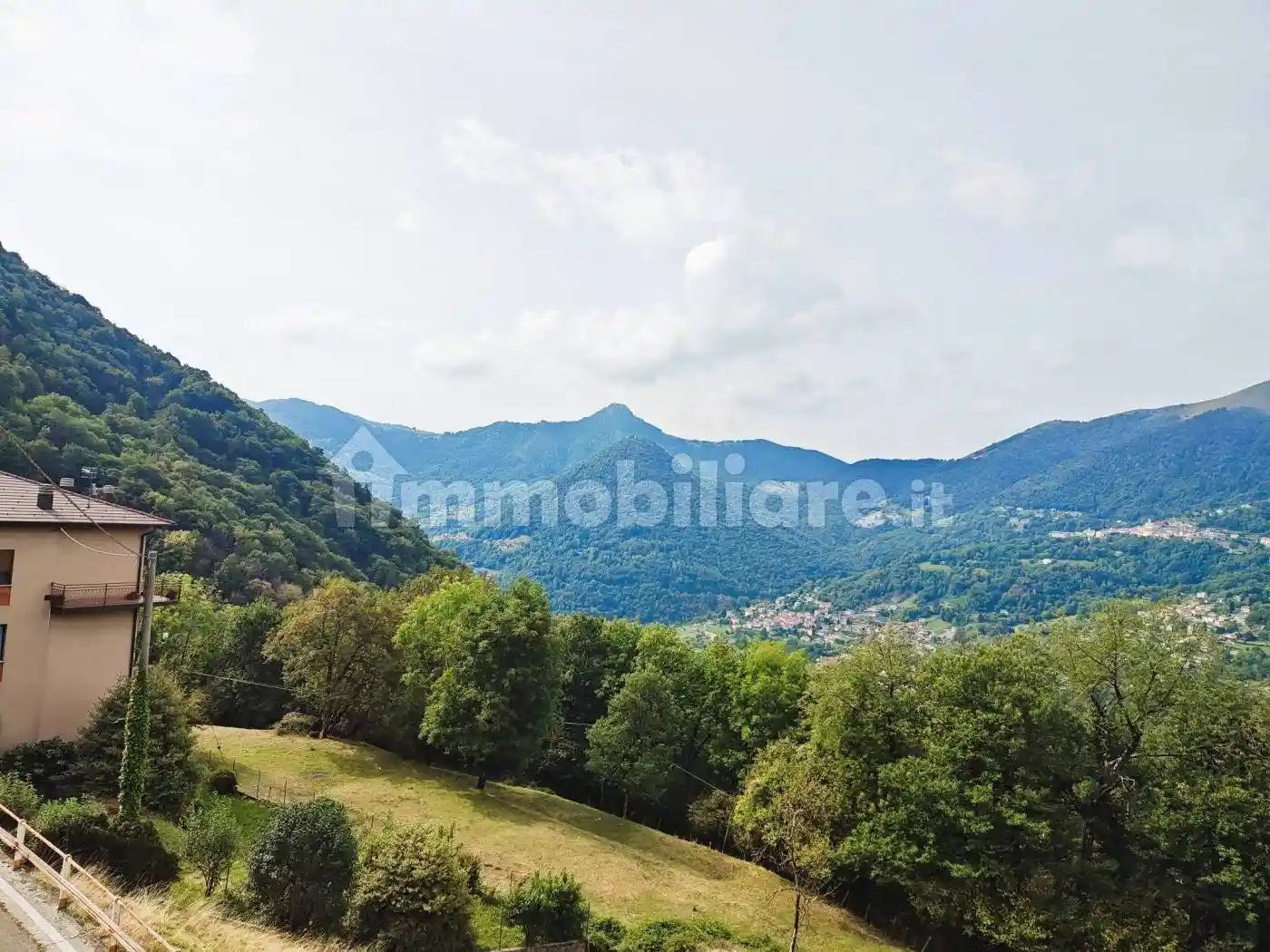 Appartamento in vendita a Blessagno