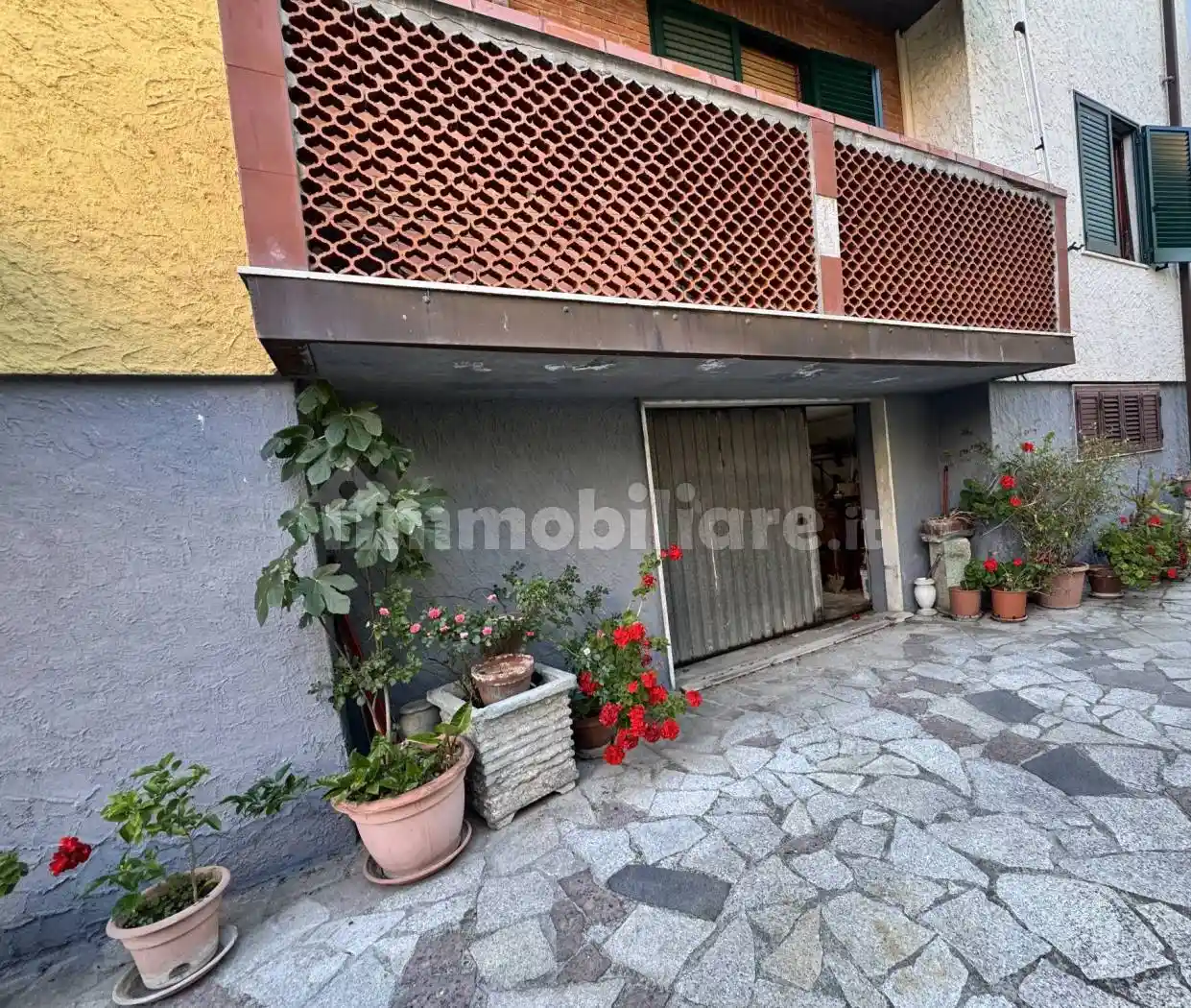 Appartamento in vendita a Luni