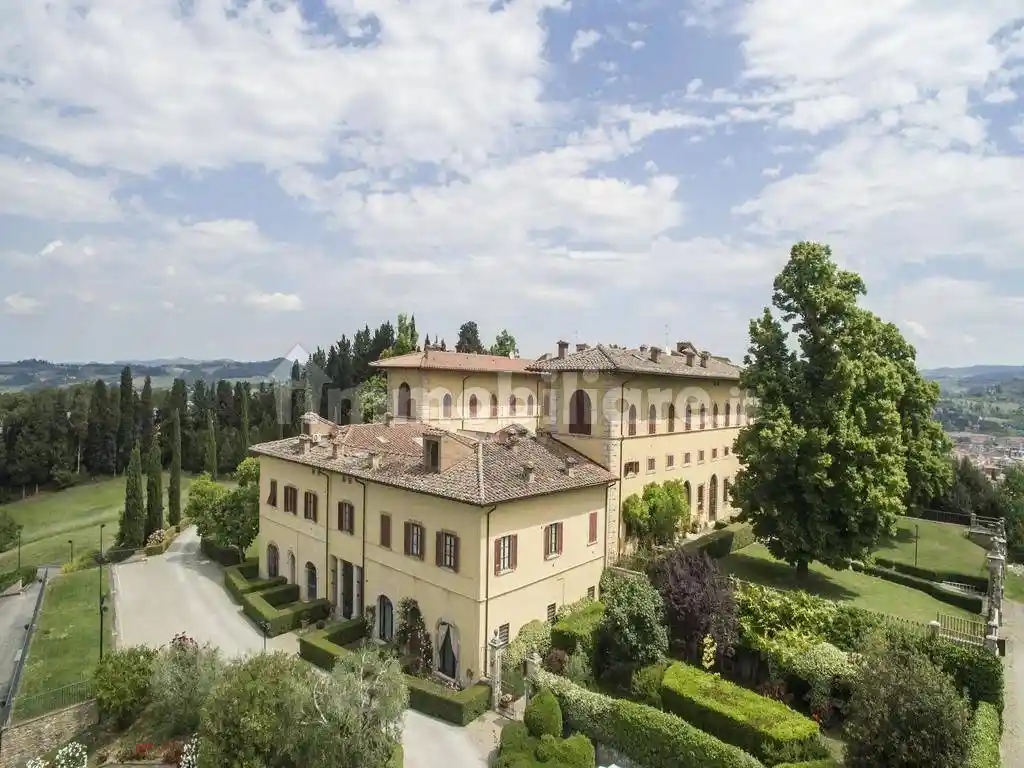 Villa in affitto a Poggibonsi