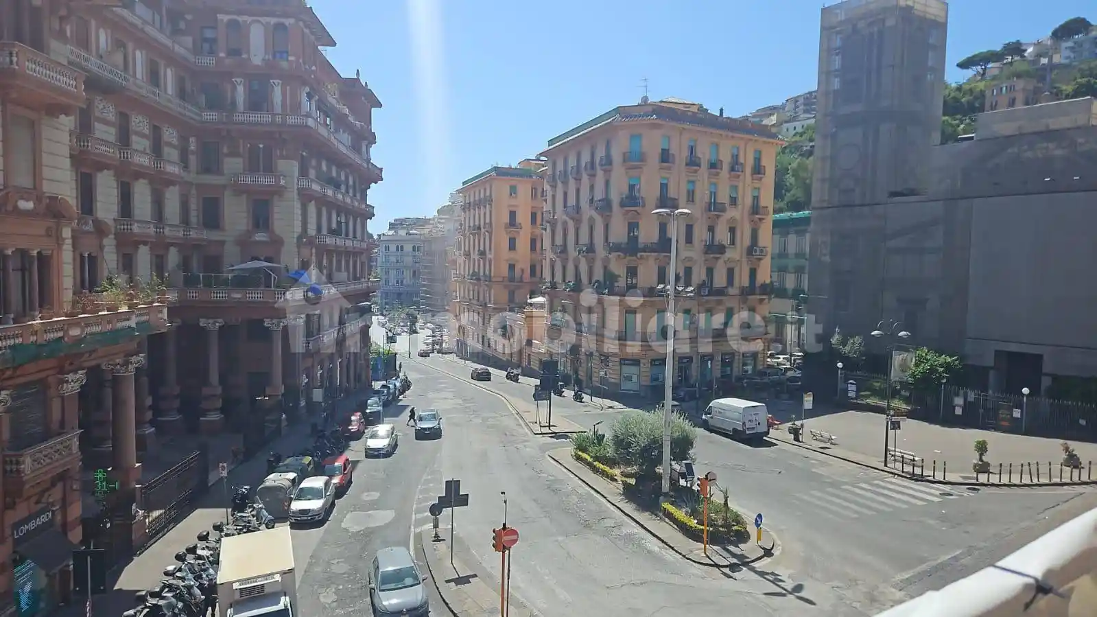Appartamento in vendita a Napoli