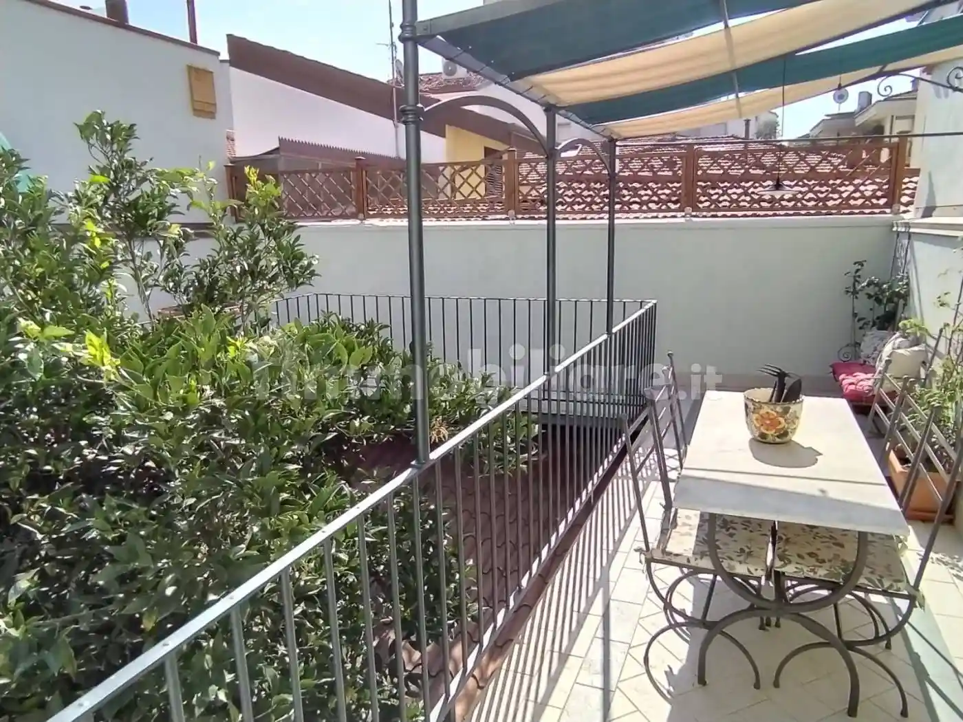 Appartamento in vendita a Viareggio