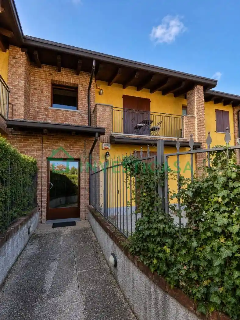 Appartamento in vendita a Pavia