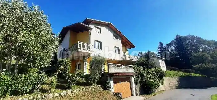 Villa in vendita a Bracca