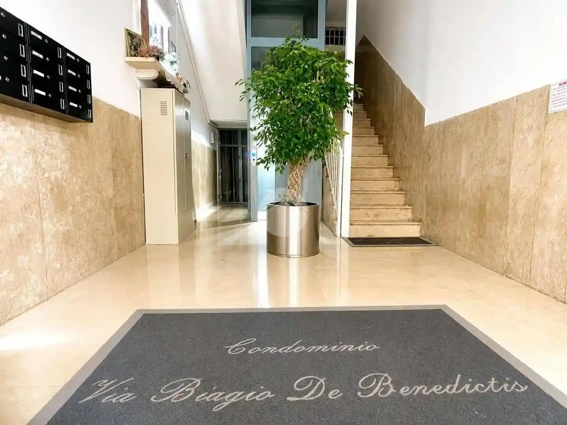 Appartamento in vendita a Napoli