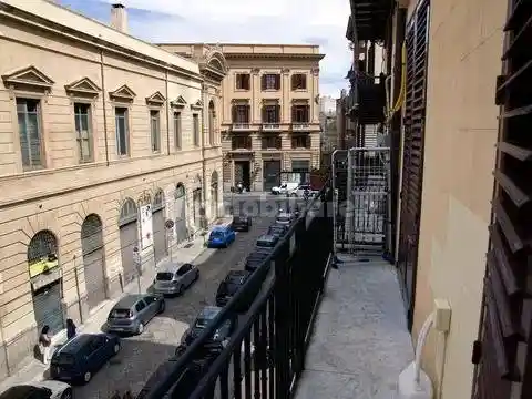 Appartamento in vendita a Palermo