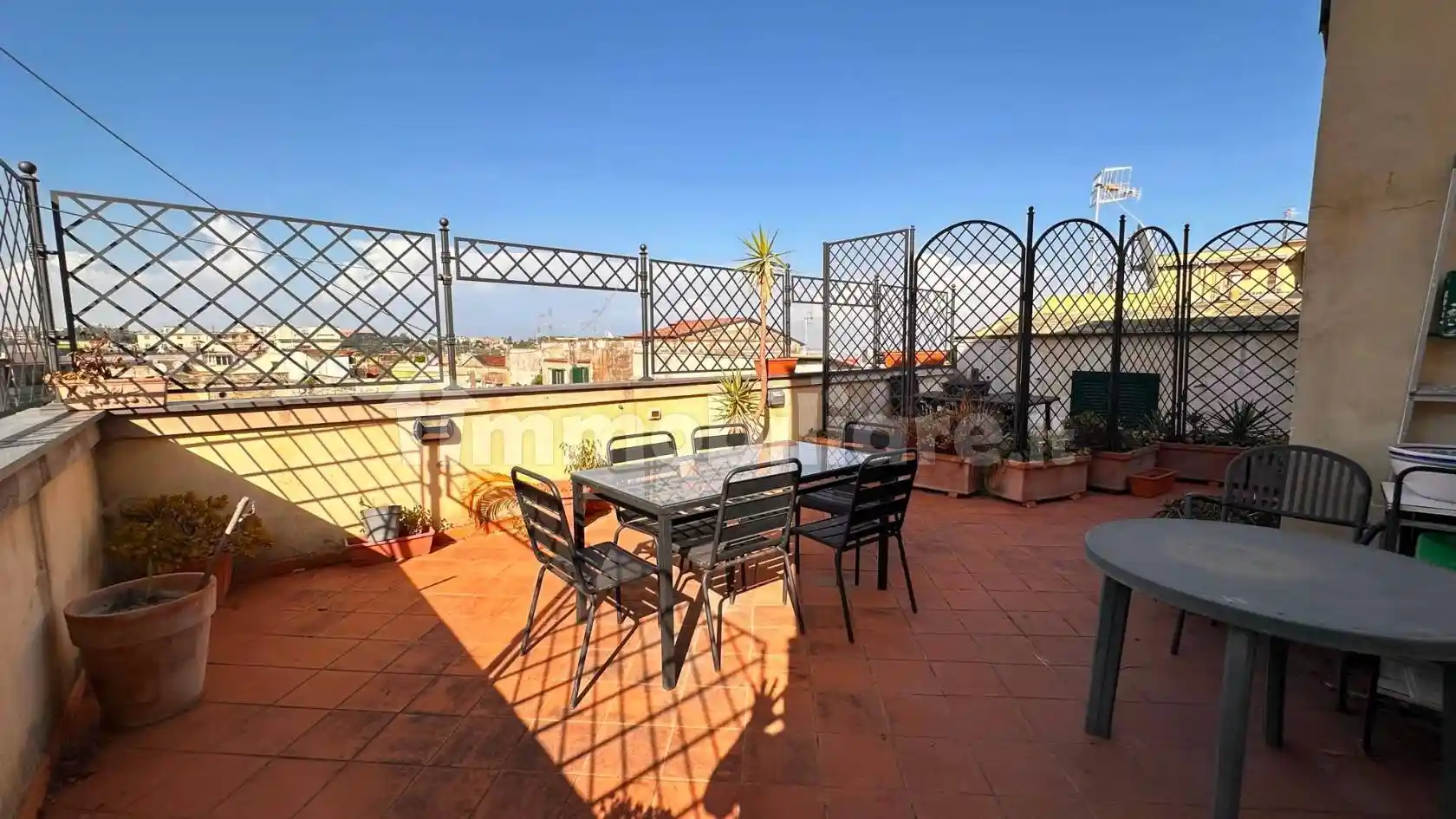 Appartamento in affitto a Napoli
