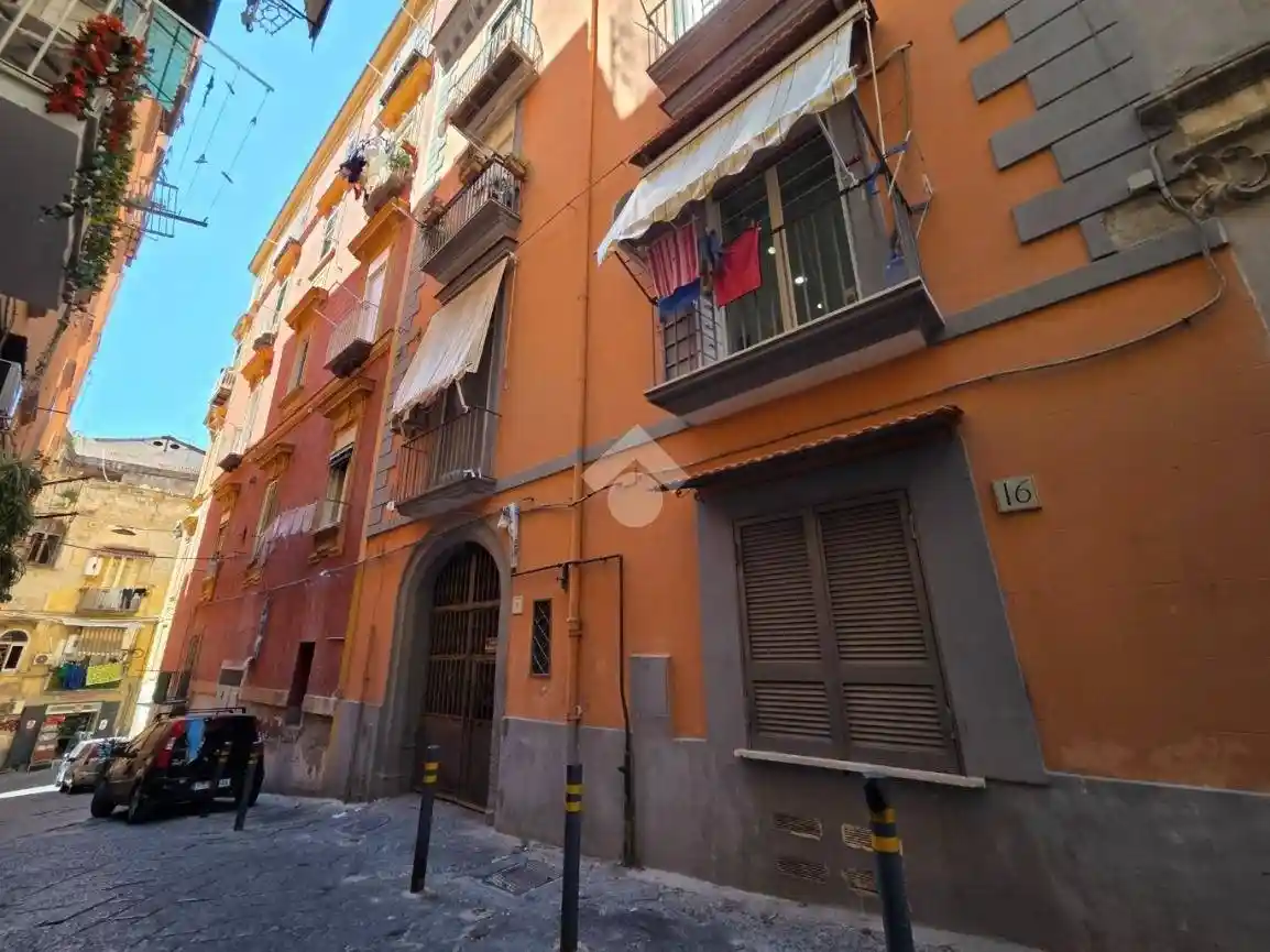 Appartamento in vendita a Napoli