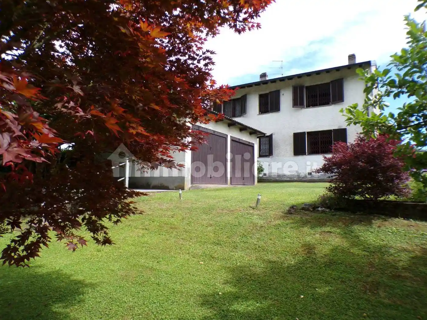Villa in vendita a Biandronno