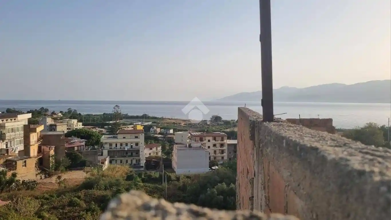 Casa indipendente in vendita a Reggio Calabria