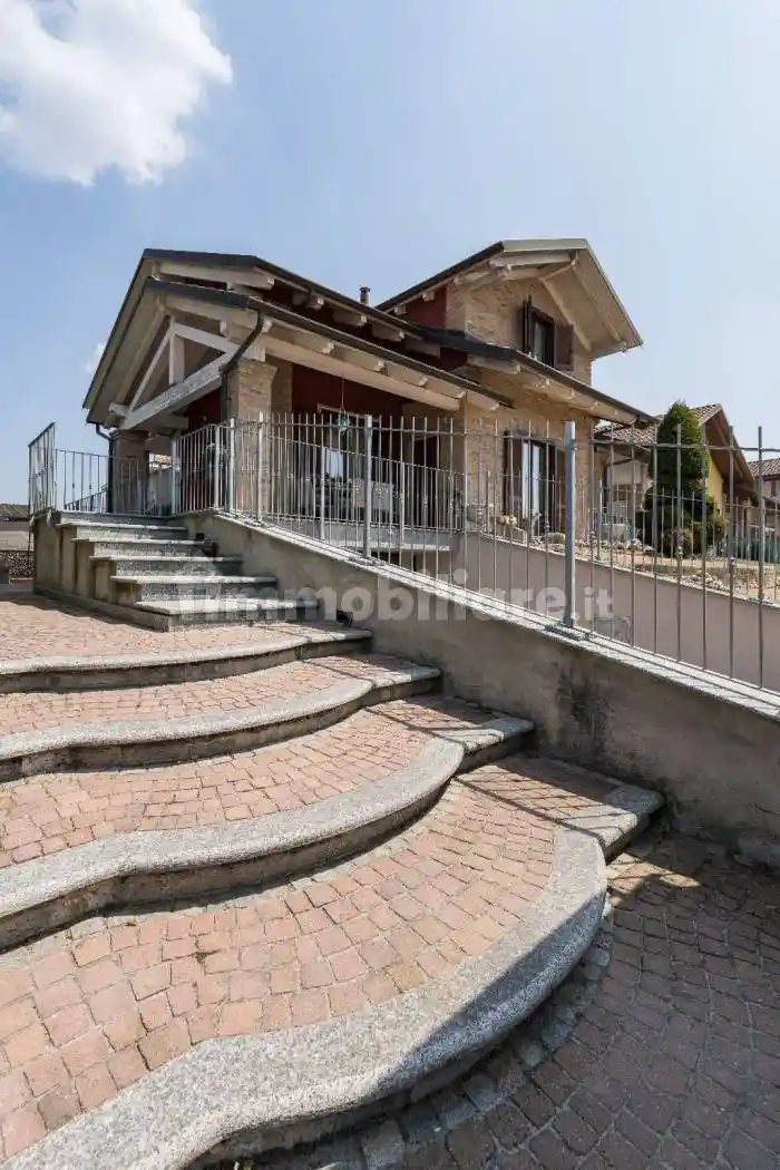 Villa in vendita a Poirino